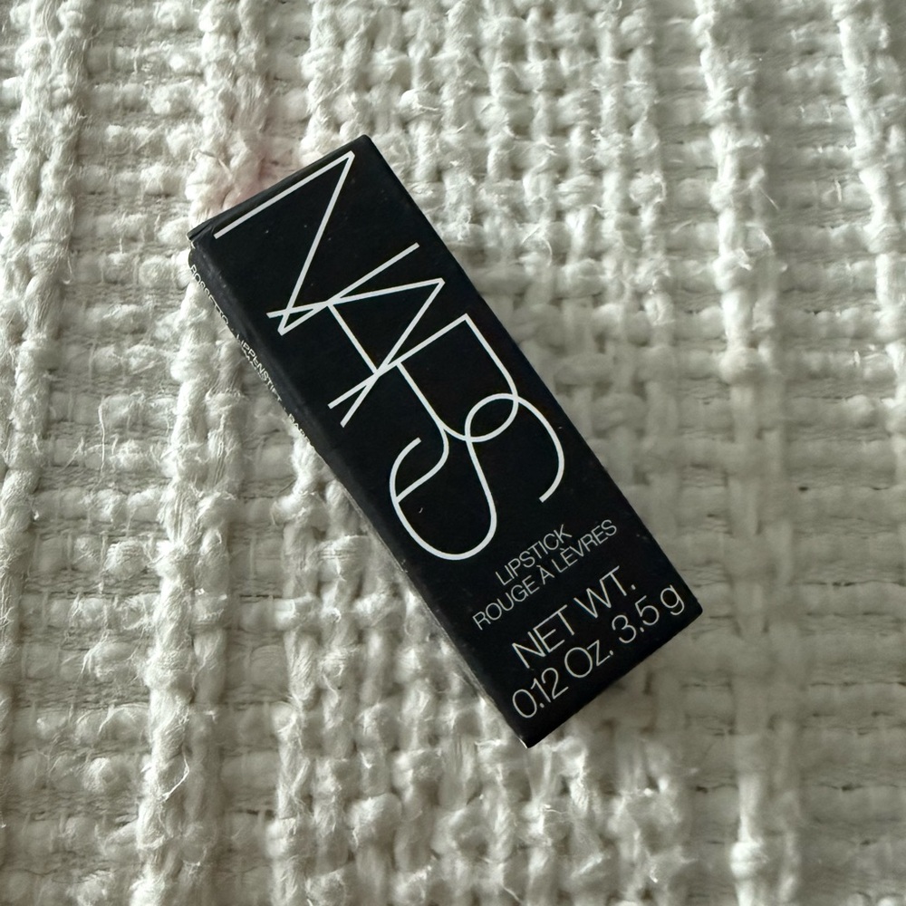 NARS Red Lipstick - Bad reputation